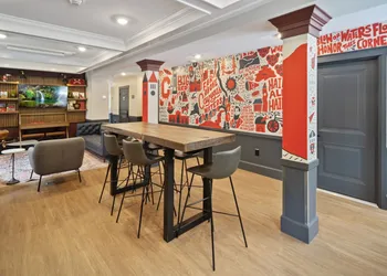 The Dorm Hotel hotel thumbnail 5