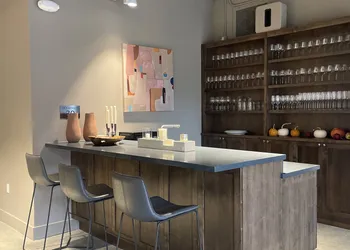 Art House Hotel and Suites hotel thumbnail 2