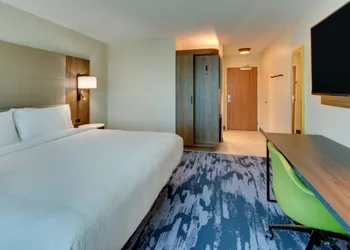 Fairfield Inn & Suites by Marriott Dalton hotel thumbnail 4