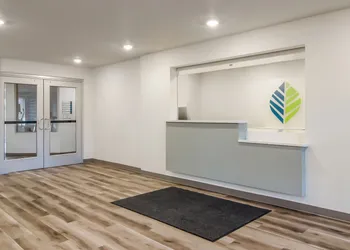 WoodSpring Suites Portland Vancouver hotel thumbnail 2