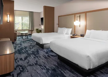Fairfield Inn & Suites by Marriott Medford hotel thumbnail 5