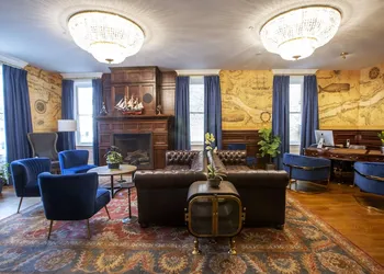 Hudson Whaler hotel thumbnail 6