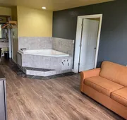Woodridge Inn and Suites hotel detail image 4