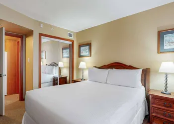 Whistler Cascade Lodge hotel thumbnail 7