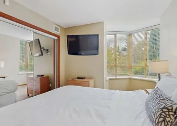 Whistler Cascade Lodge hotel thumbnail 6