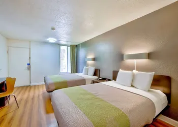 Studio 6 Gainesville, FL hotel thumbnail 8