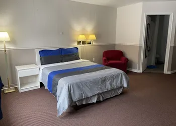 Muskoka Nights Motel hotel thumbnail 8