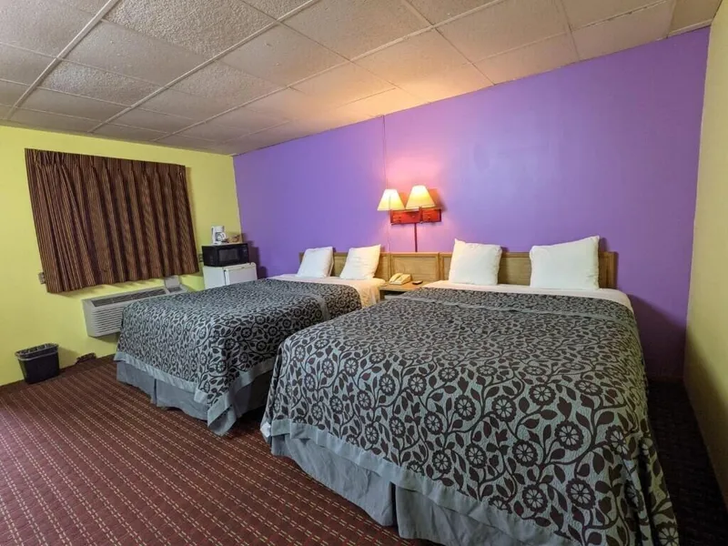 Great Plains Budget Inn hotel detail image 6