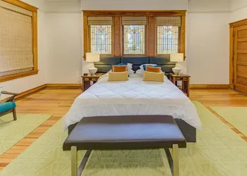 Oak Hall BnB hotel thumbnail 4