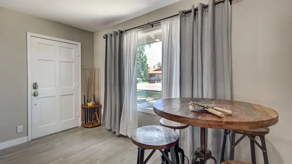 Tempe Remodel w/ Sparkling Pool and Game Room! hotel detail image 2