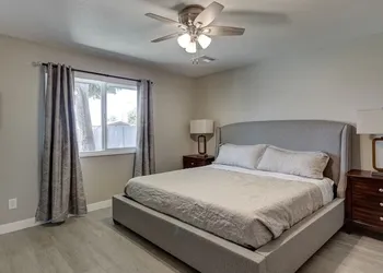 Tempe Remodel w/ Sparkling Pool and Game Room! hotel thumbnail 3