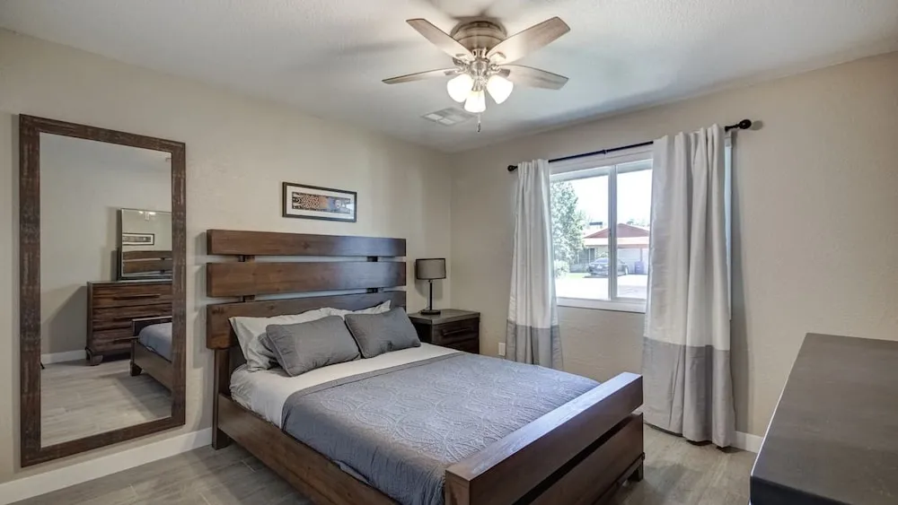 Tempe Remodel w/ Sparkling Pool and Game Room! hotel detail image 6