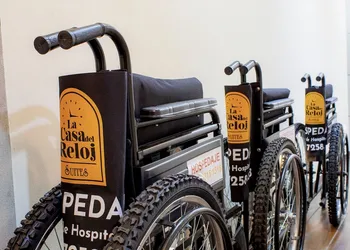 La Casa del Reloj - Zona de Hospitales hotel thumbnail 2