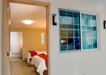 La Casa del Reloj - Zona de Hospitales hotel thumbnail 8
