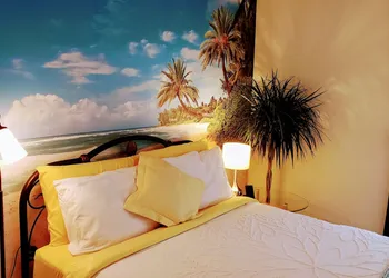 Kokomo Inn - Tropical Riverfront B&B hotel thumbnail 6