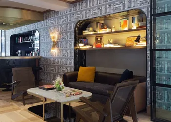 The Alest Hotel hotel thumbnail 3
