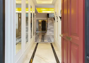 The Alest Hotel hotel thumbnail 6