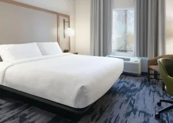 Fairfield Inn and Suites Dallas East hotel thumbnail 8