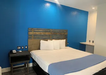 Signature Inn North Houston District hotel thumbnail 2