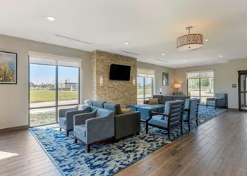 Comfort Inn & Suites Balch Springs - SE Dallas hotel thumbnail 3