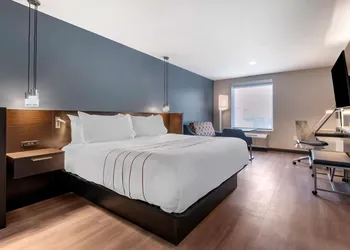 Vīb Hotel by Best Western Denver RiNo hotel thumbnail 4