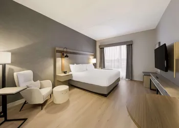 Best Western Plus Parry Sound hotel thumbnail 5