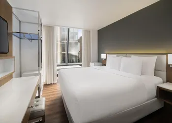 Best Western Premier Empire State Hotel hotel thumbnail 7