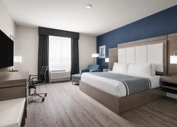 Best Western Plus Gateway to the Falls hotel thumbnail 3