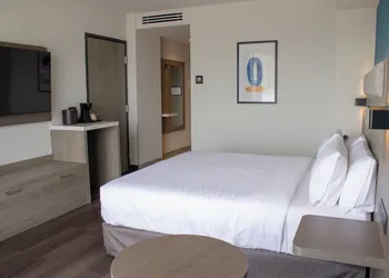 Holiday Inn Express Guadalajara Expo by IHG hotel thumbnail 2
