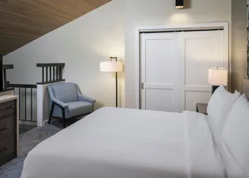 Marriott's StreamSide Douglas at Vail hotel thumbnail 7