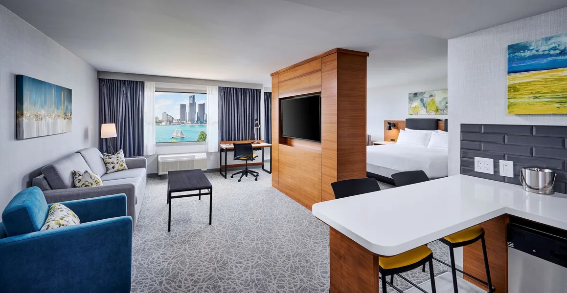 DoubleTree by Hilton Windsor Hotel & Suites hotel detail image 6