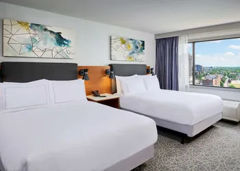 DoubleTree by Hilton Windsor Hotel & Suites hotel thumbnail 7