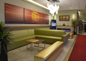 Bedfort Inn & Suites hotel thumbnail 3