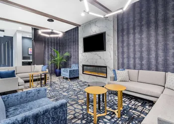 La Quinta Suites by Wyndham South Bend Notre Dame Area hotel thumbnail 3