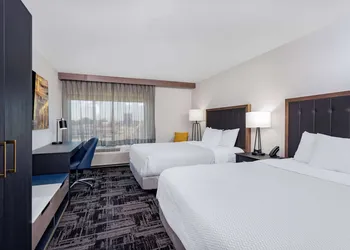 La Quinta Suites by Wyndham South Bend Notre Dame Area hotel thumbnail 5
