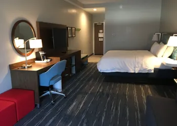 Hampton Inn Old Bridge hotel thumbnail 2