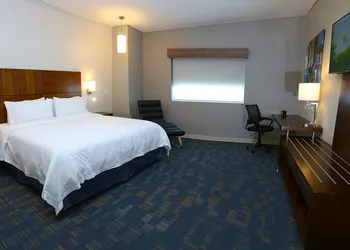 Holiday Inn Express & Suites Mexicali by IHG hotel thumbnail 5