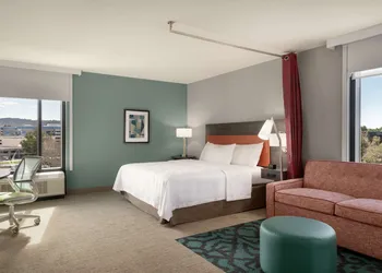 Home2 Suites By Hilton Woodland Hills hotel thumbnail 5