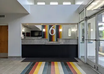 Studio 6 Pensacola, FL - West I-10 hotel thumbnail 2