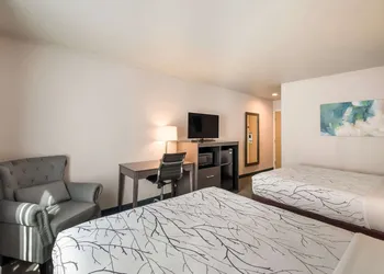 Surestay Plus Hotel By Best Western Seatac Airport hotel thumbnail 6