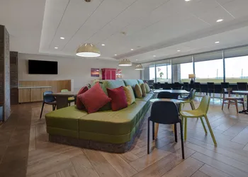 Home2 Suites by Hilton Las Vegas Northwest hotel thumbnail 2