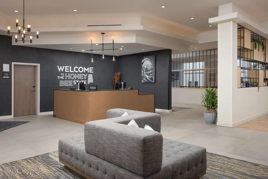 Hampton Inn & Suites Huntsville Downtown hotel detail image 2