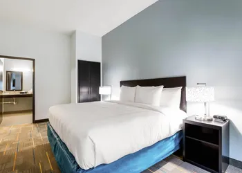 MainStay Suites Winfield - Teays Valley hotel thumbnail 8