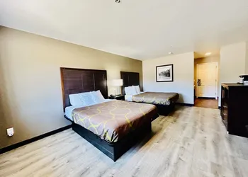 Super 8 by Wyndham Williams West Route 66/Grand Canyon Area hotel thumbnail 5