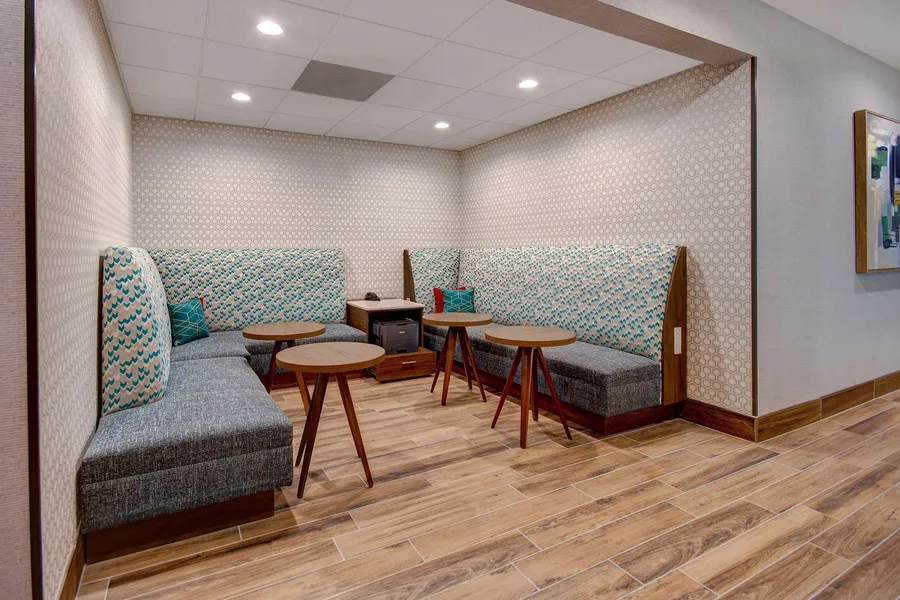 Hampton Inn & Suites Ontario Rancho Cucamonga hotel detail image 2