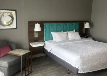 Hampton Inn by Hilton Kingston hotel thumbnail 6