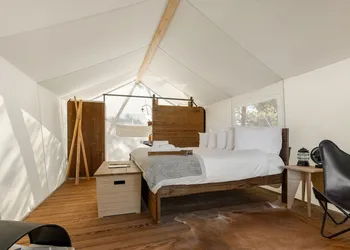 Under Canvas Bryce Canyon hotel thumbnail 8