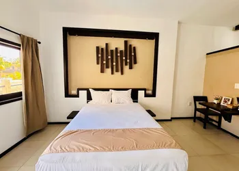 Original Maya Bric hotel thumbnail 4