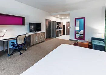 Home2 Suites by Hilton Weatherford hotel thumbnail 8