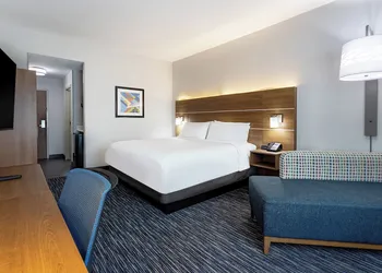 Holiday Inn Express and Suites Miramar by IHG hotel thumbnail 3